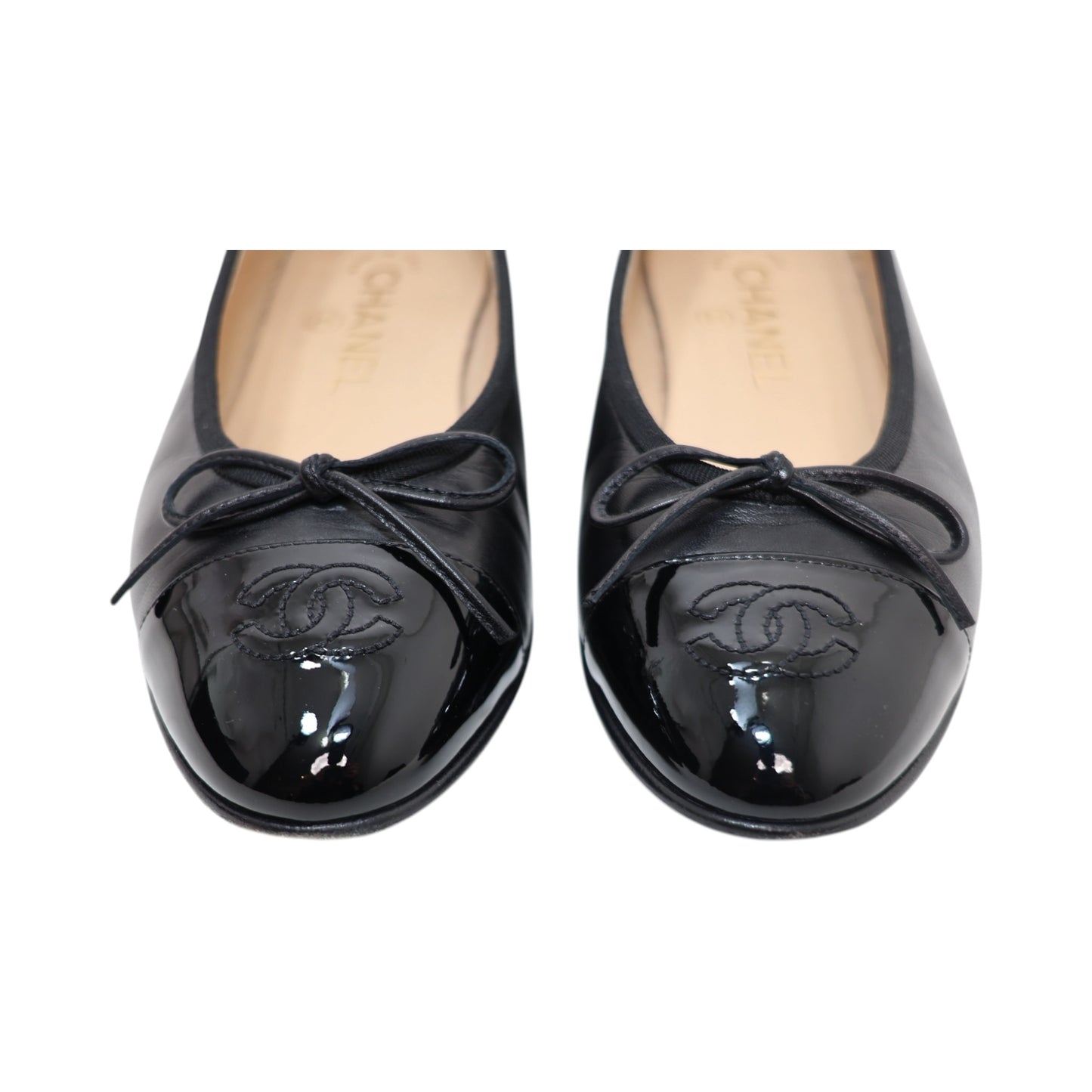 Chanel Interlocking CC Lambskin & Patent Leather Ballet Flats (Size 37)