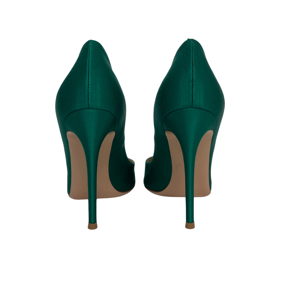 Gianvito Rossi Gianvito 105 Suede Pumps