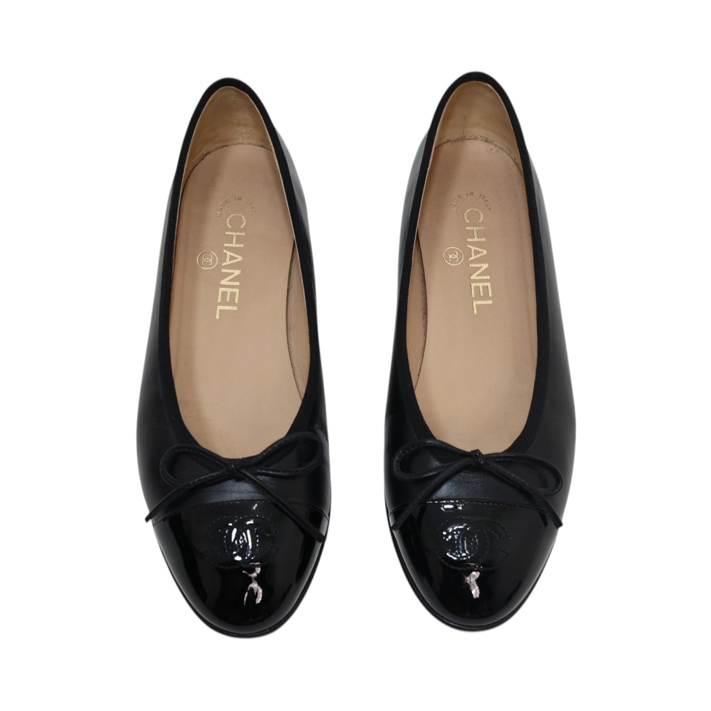 Chanel Interlocking CC Lambskin & Patent Leather Ballet Flats (Size 37)