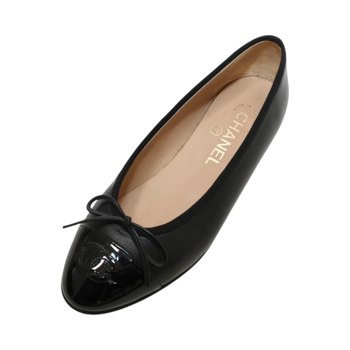 Chanel Interlocking CC Lambskin & Patent Leather Ballet Flats (Size 37)