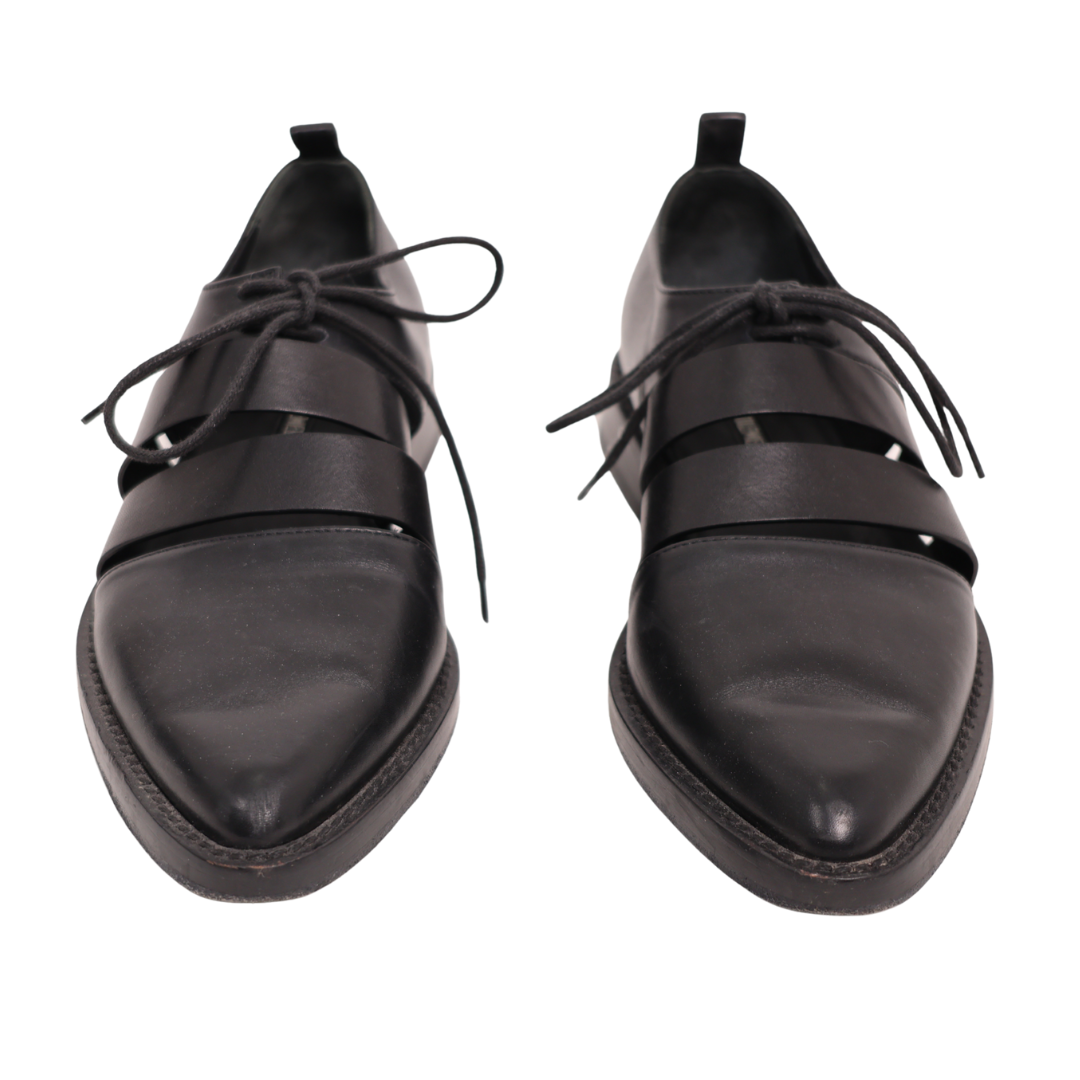 Ann Demeulemeester Pointed Toe Cutout Leather Oxfords (Size 36)