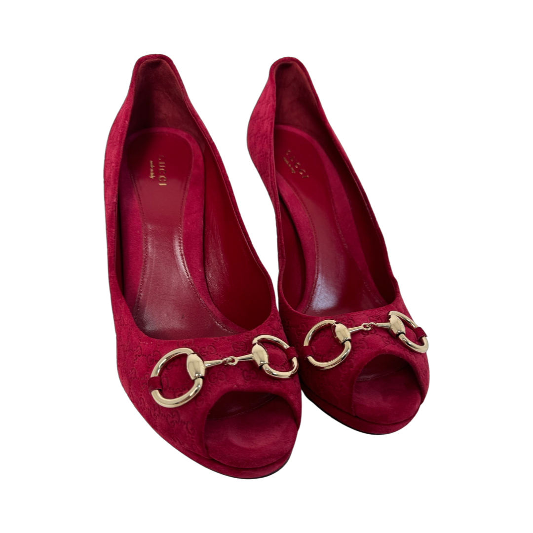 Gucci Suede Horsebit Peep Toe Heels (Size 40)