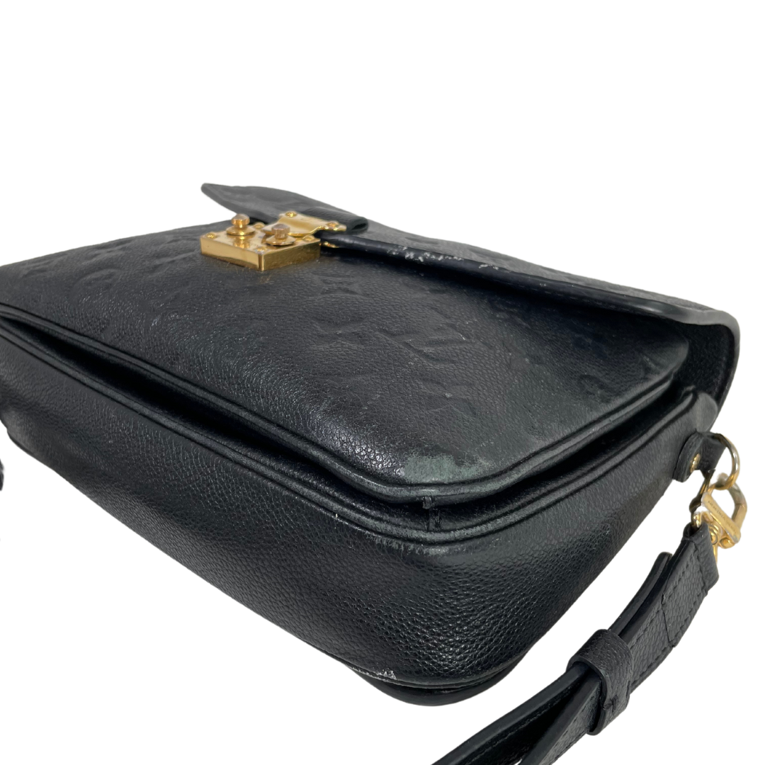 Louis Vuitton Metis Messenger Bag