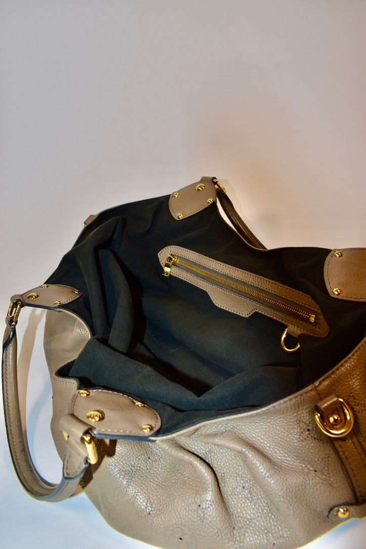 Louis Vuitton Grey Mahina XL Hobo Shoulder Bag