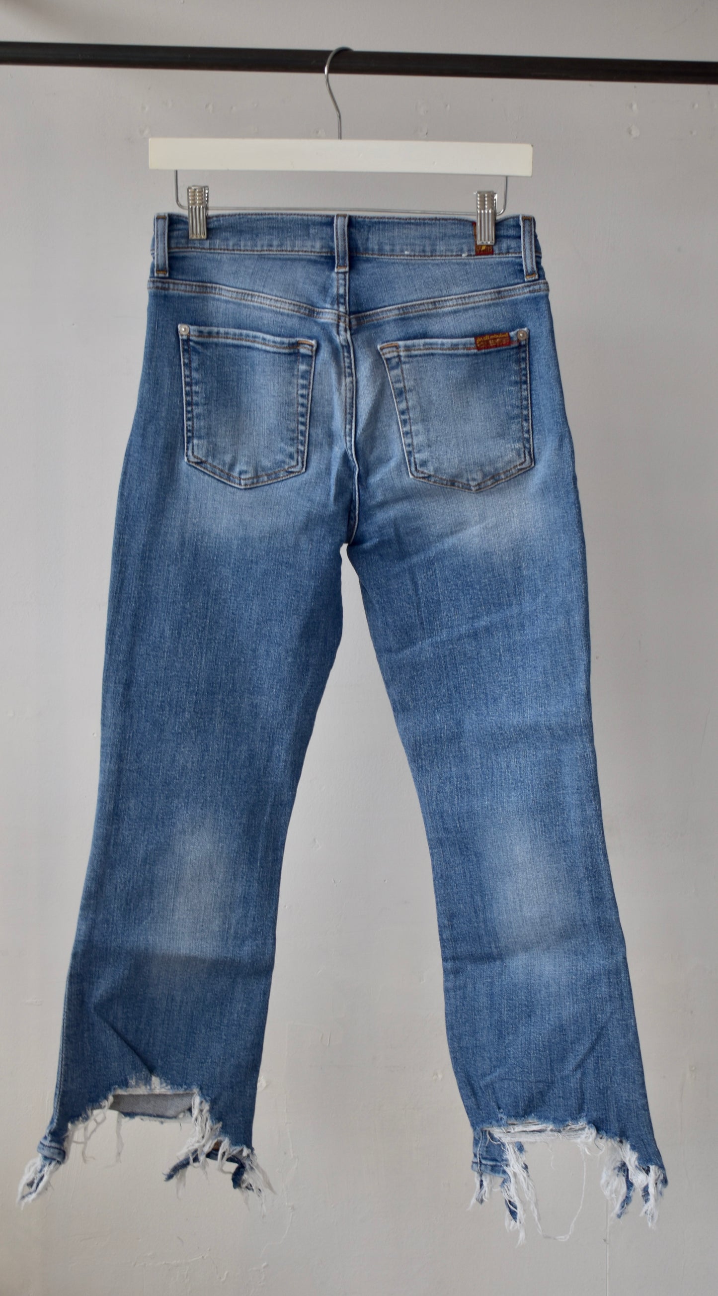 For All Mankind (Size 27)