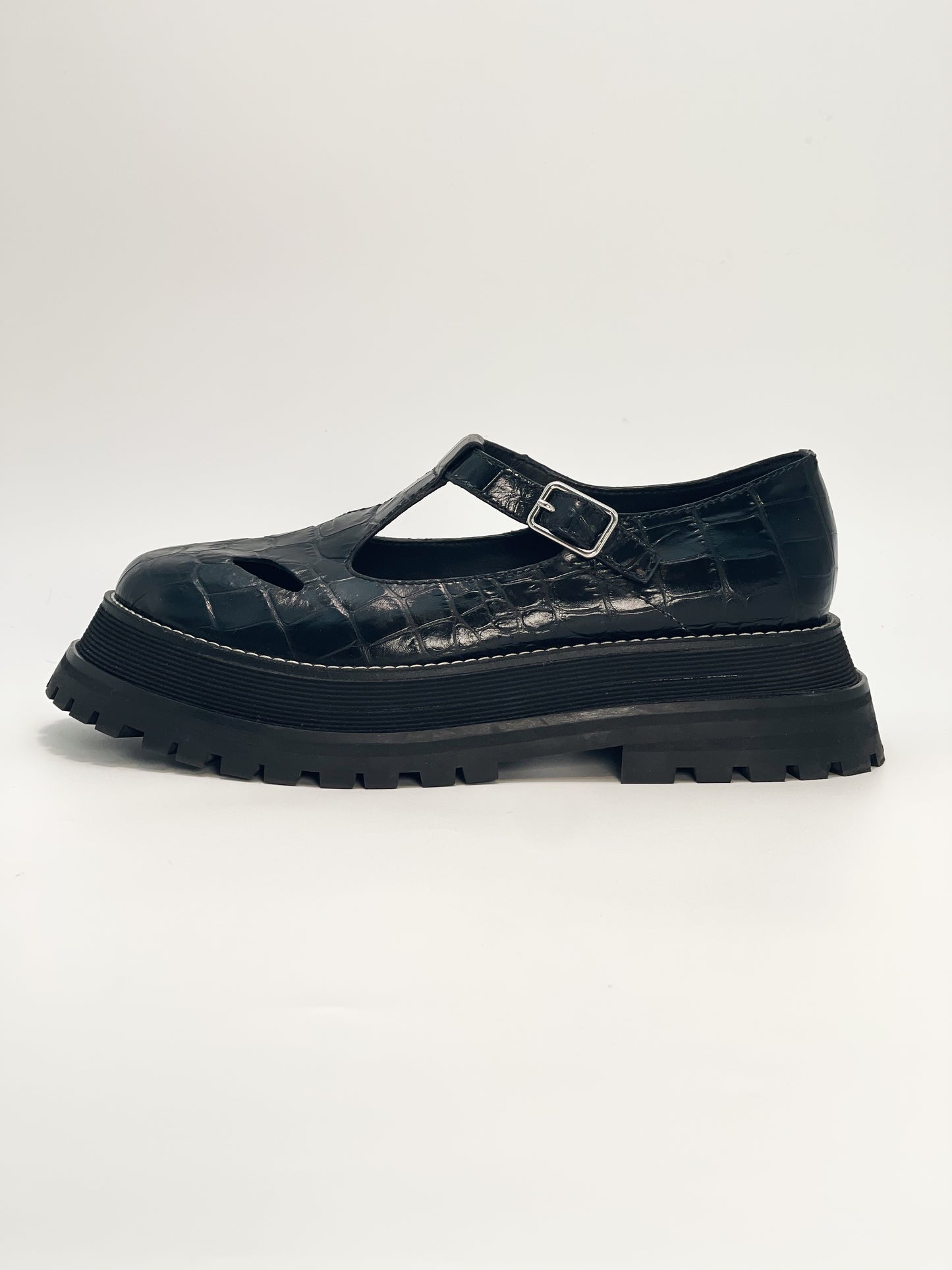 Burberry Aldwych Mary Jane Platform Shoe (Size 39)